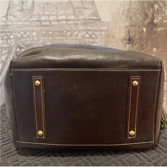 💙🤎Dooney & Bourke Buckley Leather Drawstring Bucket/Shoulder Bag - Picture 3 of 15